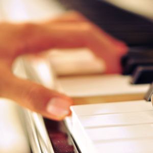 裸睡玩奶头(高H)文双性
